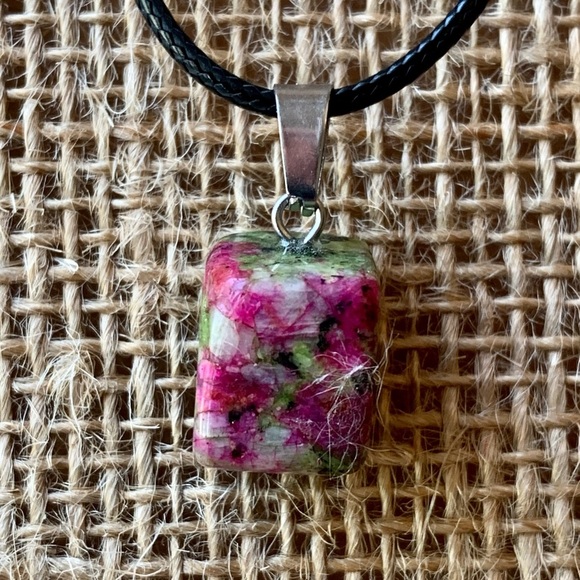 Freeform Ruby Zoisite Stone Pendant Necklace on 20" Adjustable Black Cord chain - Picture 4 of 6